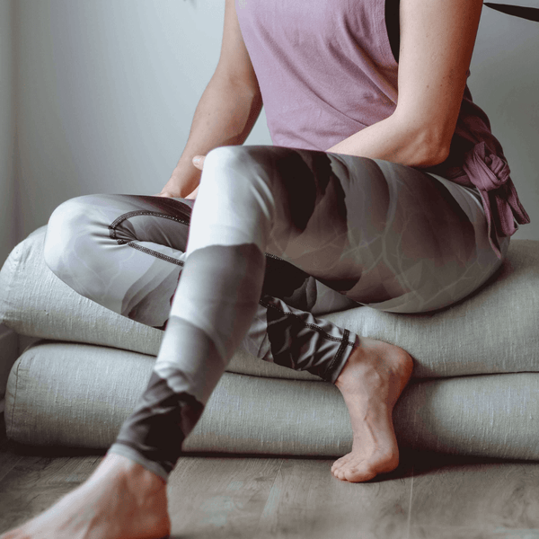 Eco-friendly maternity leggings made of recycled plastic bottles